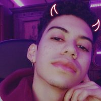 Vinny 🖤 (@prettyplutonian) 's Twitter Profile