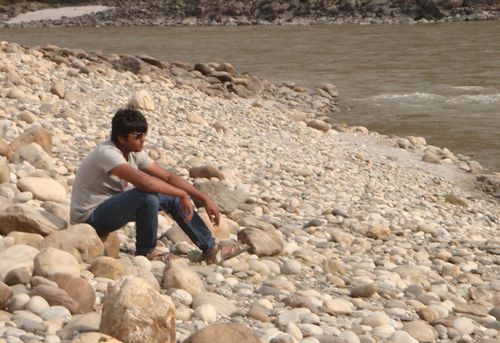 vri fun loving person....
no further comments....... :)