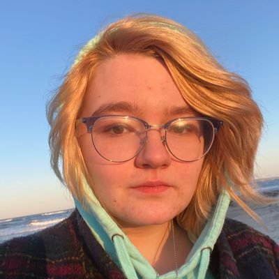 ghostlee1116's profile picture. My name is Cthulhu and my gender is Eldritch Horror. Thank you for coming to my TedTalk. (21, all pronouns, gay af)