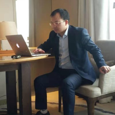 8YJZOeqAkcYVZUI's profile picture. 不主动不拒绝不负责
