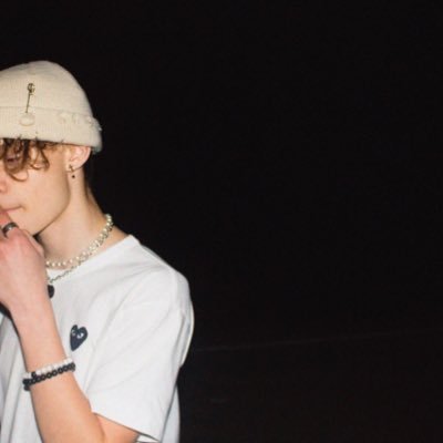 brokenclark's profile picture. 