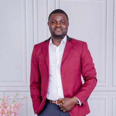 Ghanaian by birth, American by culture. Arsenal fan till the end. Living an honest fulfilled life.