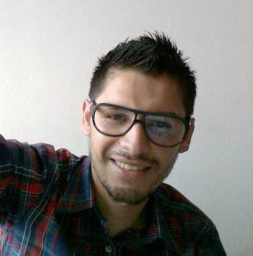 Tico, Nomada, Longborder, Director de Arte, papá, Esposo. Rompe paradigmas, Vivo como si fuera mi último día.