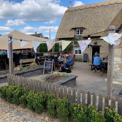 Village pub in Uffington, Lincs. Under new management. Serving the community and reconnecting beer / wine lovers! Friendly welcome guaranteed. Food available.