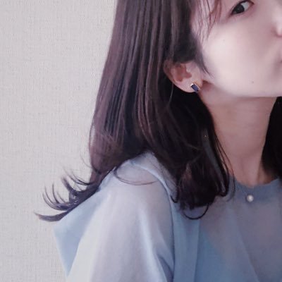 1st ブライトサマー 2nd クリアウィンター (プロ診断済み)フェミニン(ソフエレも🙆♀️)/ウェーブ(一部ストレート要素あり) アラサー会社員👩💼淡々と好きなコスメ、服をまとめています✍️インスタは更新率低め / L'Or・L'OUBE BLANC