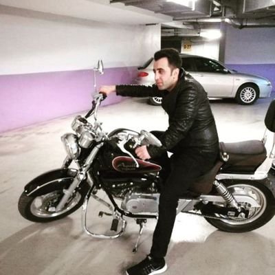 KyBeLs's profile picture. Kendimi anlatmam sadece yaşatırım ve karşımdaki öyle beni tanır...