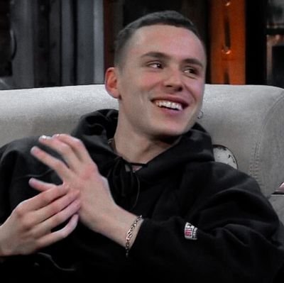 PiperxFelton's profile picture. 𝐋𝐥𝐨𝐫𝐨 𝐩𝐨𝐫 𝐚𝐫𝐨𝐧 𝐲 𝐓𝐨𝐦 𝐭𝐨𝐝𝐨𝐬 𝐥𝐨𝐬 𝐝í𝐚𝐬 👩‍🦽
📍𝙰𝚛𝚐𝚎𝚗𝚝𝚒𝚗𝚊
𝟓𝟎? 🌛🌞