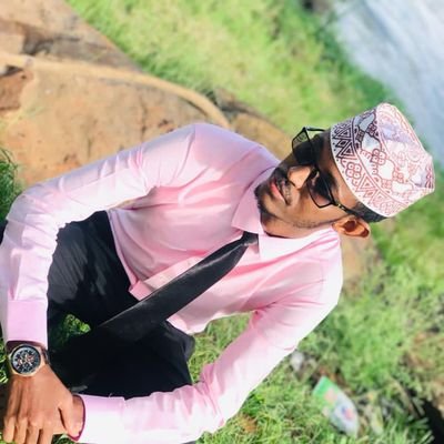 abdiqafar_ak's profile picture. lam me not sameone elses