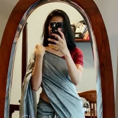 GargiChoudhary4's profile picture. 👉Dance Lover👔
📚Study 📚
🎧Music
✍️✍️poetry 🥀🥀 💖 love  @itsSSR and @VidyutJammwal ❤️❤️❤️❤️ #ssrians #jamwalions