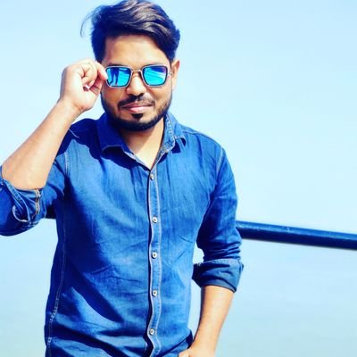 DannyGiri007's profile picture. ओम नमः शिवाय 🔱
ॐ त्र्यम्बकं यजामहे सुगन्धिं पुष्टिवर्धनम् उर्वारुकमिव बन्धनान्मृ त्योर्मुक्षीय मामृतात्