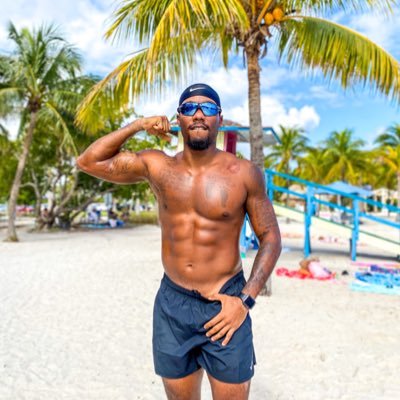 💰: Entrepreneur|Sales Consultant|Health & Wellness Coach 📃: NASM CPT 👨🏾🎓:BS-CJ 💪🏾: 3+ Years in Personal Training 📲Instagram: @shawnwilsonfit