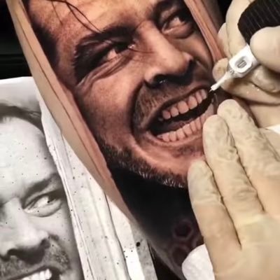 tatuado, barbón, guapetón y con bastantes pedos mentales, ¿qué más quieres plebe?ᄅᄅᄅ ✰ A mí me gusta suponer para no andar preguntando. ✰★⁶⁶⁶𝒇∆𒆜Ξ♋︎乙ʞ℮ᴹᴬᴰ