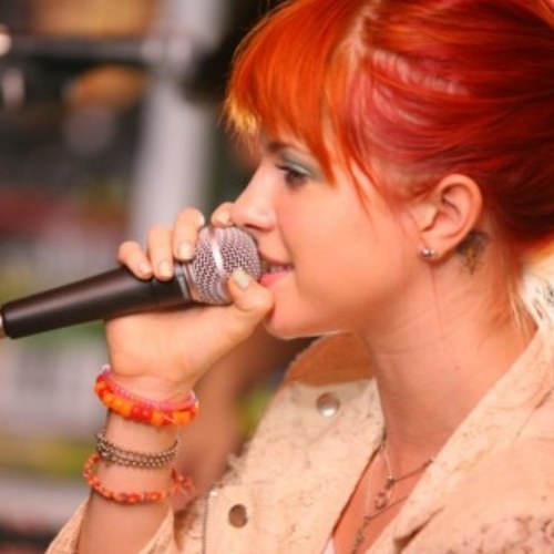 YoungAndLoaded_'s profile picture. heart attack in black hair dye.