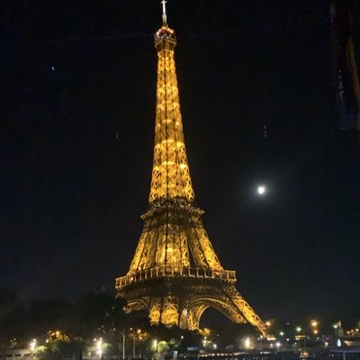 lorenzim8's profile picture. 