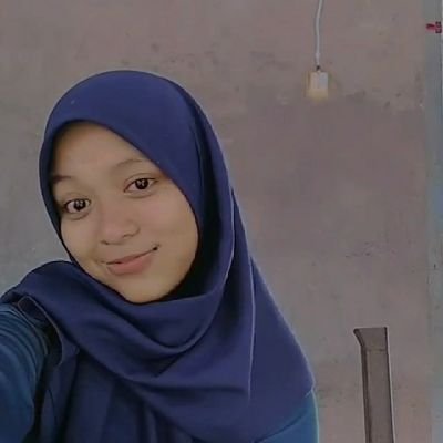 fajriaaja's profile picture. Tak perlu sempurna, cukup niat yang lurus dan syukur yang tulus
