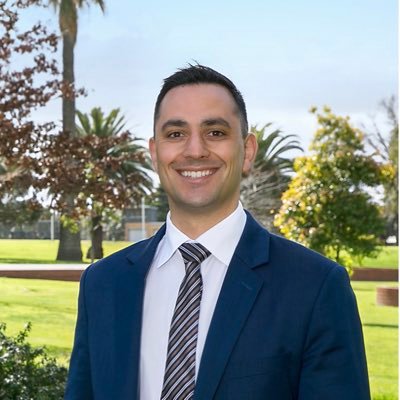 dsicily0011's profile picture. 