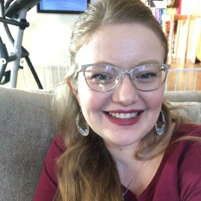 Otter__pop's profile picture. One time I showed up to karaoke and signed up to sing a Queen song before I even started drinking.