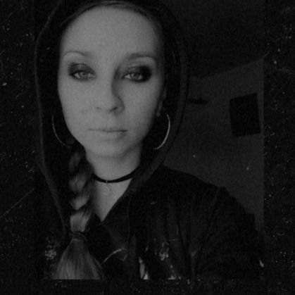 HandySheradyn's profile picture. Love is just a camouflage for what resembles rage again..