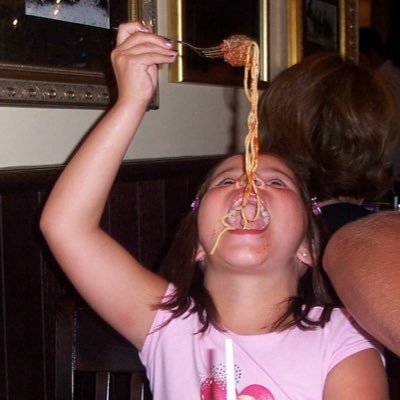 nic_oleslaw's profile picture. human being, formerly known as the cat Curiosity killed