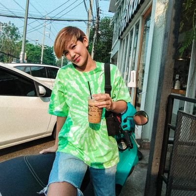 ELLEL79222110's profile picture. fan club