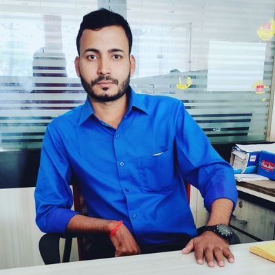 VIVEKSR18437323's profile picture. v