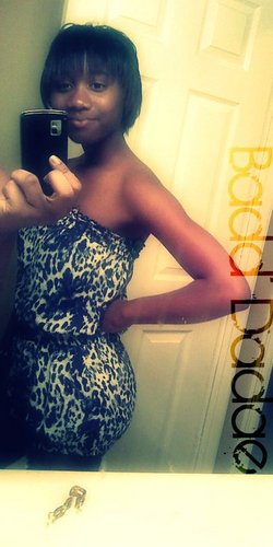 i rather be that girl that know one can have , than everyone then had
#TEAMbadbxtch #BeenREAL oh yeah' fck' niggasss get moneeeey $$
