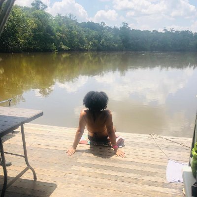 LeiChong973's profile picture. 