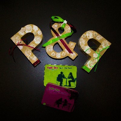 PPs_talkbox's profile picture. Patrick und Patricia ziehen Karten aus einer Talkbox, kommen  ins Gespräch und lassen euch an ihren Lebensgeschichten und ihrer Geschichte als Paar Teil haben.