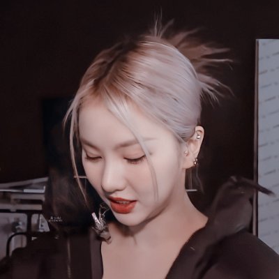 ktosunmon's profile picture. gfriend/svt || she/her