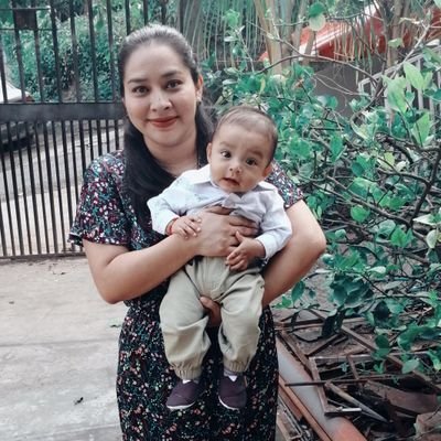 kenyaliss's profile picture. Ingeniera Industrial/UES
Esposa y mamá enamorada🥰❤️
Jl 🐰& Kl & LF🐣

Fil 4:13