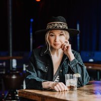 backstagebobbi (@backstagebobbi) 's Twitter Profile