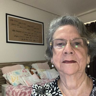 AbelemAurilea's profile picture. Gosto de estar informada, principalmente sobre política e inclusão social.