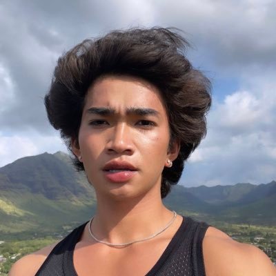 blueatpeace's profile picture. i like blue and i want to be at peace