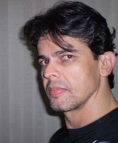 Luciano_Resende's profile picture. Botafoguense, Economista, Progressista