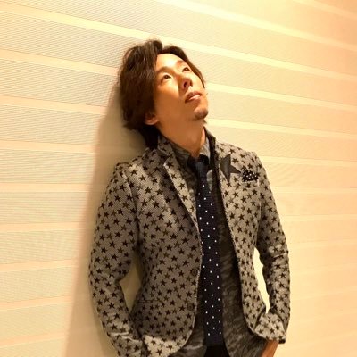 日野聡 声優やナレーターをやらせてもらっています。出演番組［https://t.co/Q9b0U83jY5］ ふとした事や告知などをマイペースにのんびりとノーフォローでつぶやきますので、ご了承下さい♪Xとアメブロ以外のSNSはやっておりませんので、なりすましにはお気を付けください。