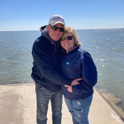 cinford6's profile picture. One day at a time...