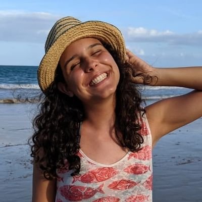 In love with tech, solving problems and making a difference on people's lives. Future PM, currently working at VTEX. Will always accept a walk on the beach 💙🏖