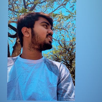 VanshChaturve17's profile picture. 