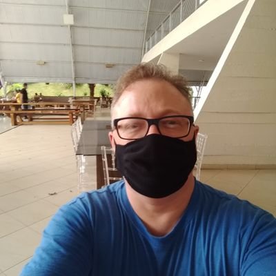 Professor Associado de Semiótica e Semiologia, Língua Portuguesa na UFOPA, Universidade Federal do Oeste do Pará
