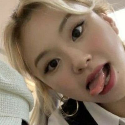 897931's profile picture. akun yang berubah menjadi akun ambis #26