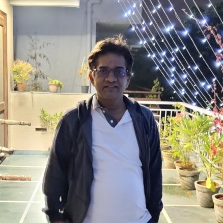 OmPraka68850495's profile picture. 