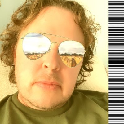 sonnylovesart's profile picture. Sonny Makes Art #fineart #abstractart