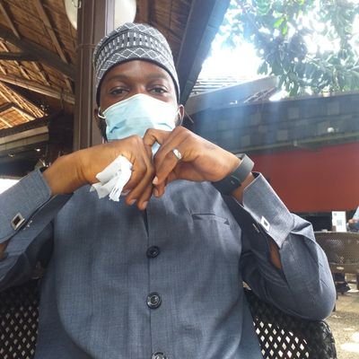 chiibuike_'s profile picture. Chibuike. Biochemist. Drinker with a writing problem.