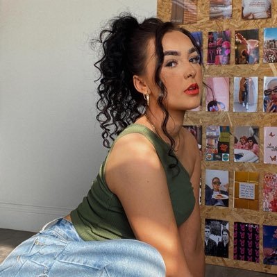 mollyhorne's profile picture. 24 // uni dance graduate