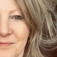 Janet Currie (@crumbhuddle) 's Twitter Profile