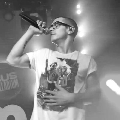 BarryFanbook's profile picture. Barry Moore Fanbook
🚨New single °step up the rhythm°
📢 ALBUM °RAT RACE° out ! 📢