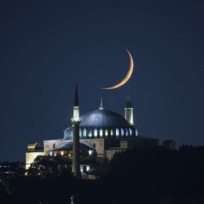 ahmetcicek34's profile picture. 