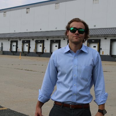 Industrial Real Estate Agent helping your favorite brands find warehouse space to ship your next order