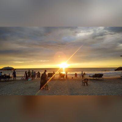 femina_r's profile picture. Alhamdulillah ◆ ﺍﻟﻠﻪ is One and Only◆

♥She is an aռɢɛʟ, She is ⓢⓗⓡⓔⓨⓐ ⓖⓗⓞⓢⓗⓐⓛ ♥ 

LoveMaFamily&Besties👪👭 | I❤Photography 📷