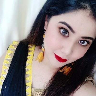 angel_neha05's profile picture. Makeup artist and art lover .

IG- NEHADUSEJAMUA